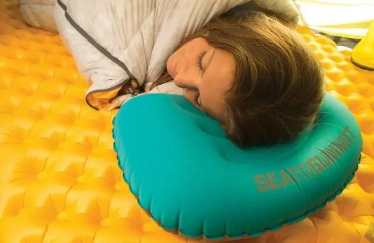 choose the best inflatable backpacking pillow