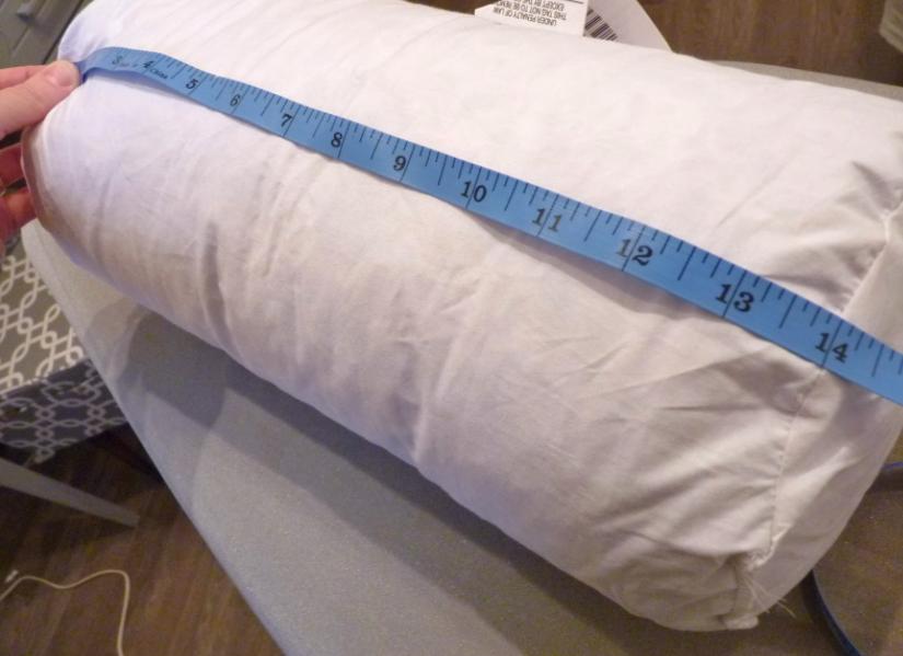ways to measure a pillow size